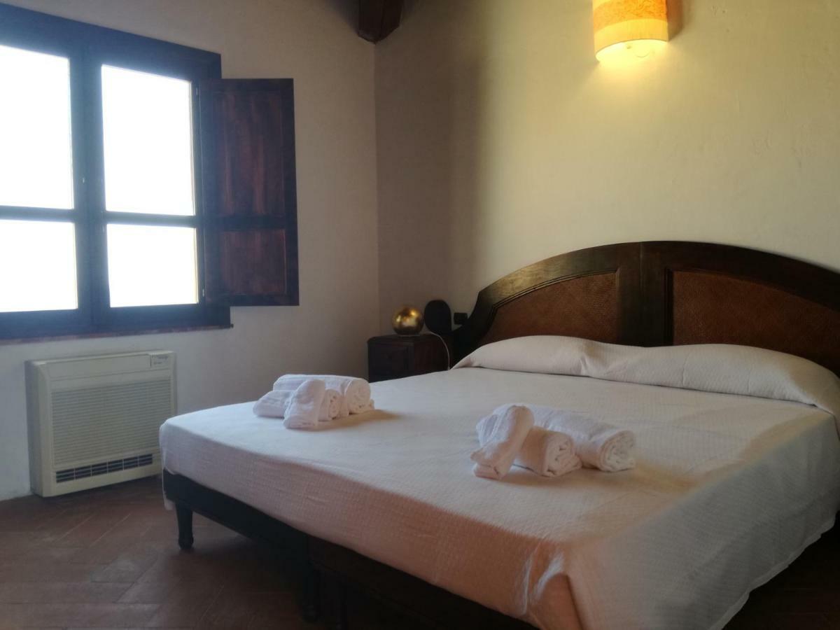 Hotel Punta Moros Tertenìa Zewnętrze zdjęcie